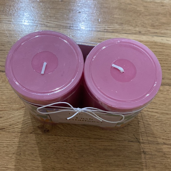 NWT Lydi+Oli Lush Wildflowers set of 2 candle - Picture 2 of 4
